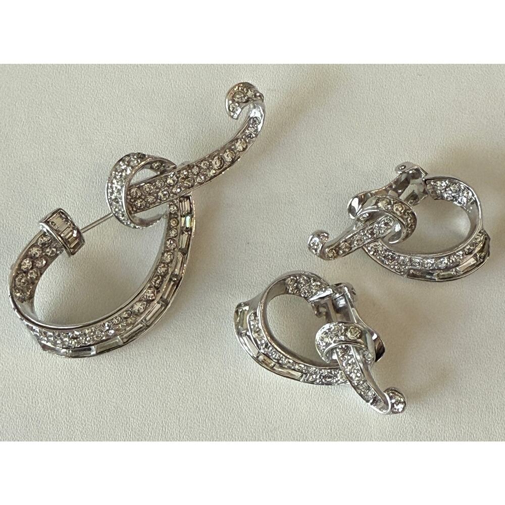 Vintage Boucher Rhinestone Swirl/Ribbon Brooch & Earrings Set - 1950's
